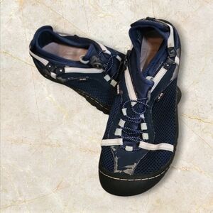 J-41 Navy and White Athletic Water Shoes